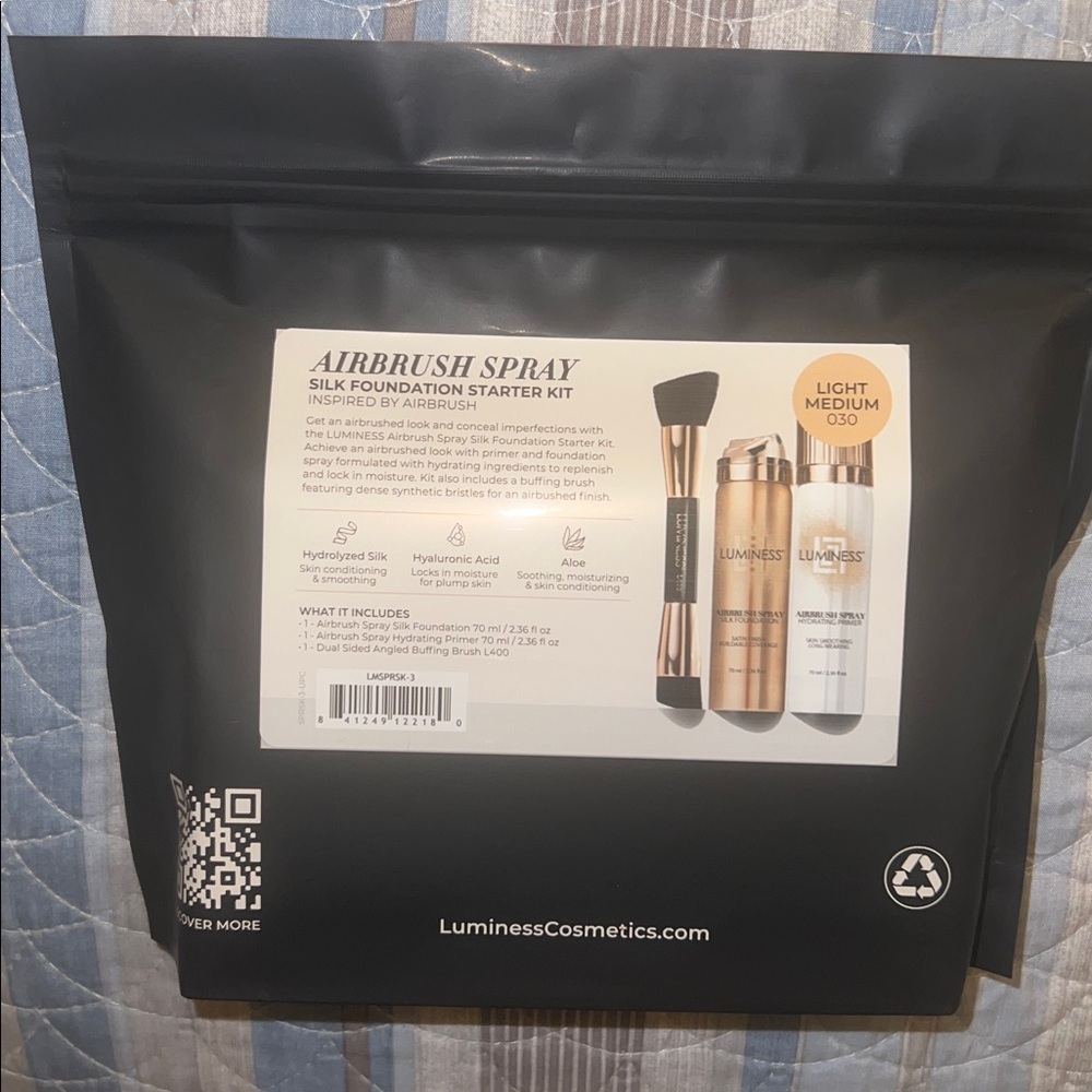 Luminess Airbrush Spray Silk Foundation Starter Kit - Picture 2 of 3